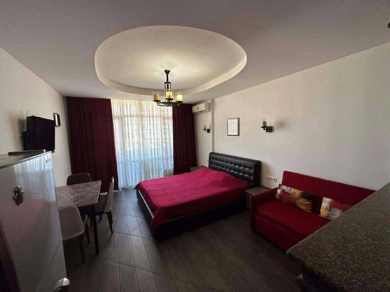 Сдам просторную студию по улице Кобаладзе, 8а — фото 1