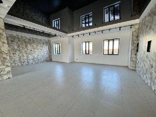 Ракат Ошпаз | 210кв - нежилое помещение вдоль дороги Аренда