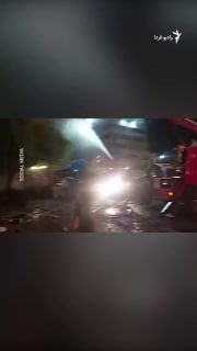 שריפה מאסיבית פרצה בערב יום שני, 26 באוגוסט, בחנויות מסביב לכיכר העירונית גורגן, וכמה חנויות נשרפו.