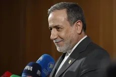 خبرپو: 🔸 دیدار نماینده حزبالله در پارلمان لبنان با عراقچی / وزیر خارجه: ایران با تمام توان حامی عزت و حاکمیت لبنان در برابر رژ