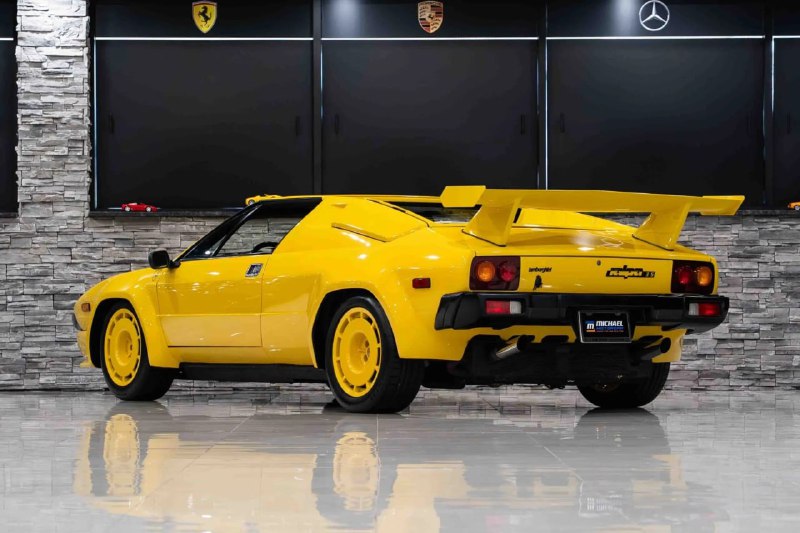 Редчайший Lamborghini Jalpa 1988 года с пробегом всего 4900 км выставили на аукцион — ставки уже дос 3