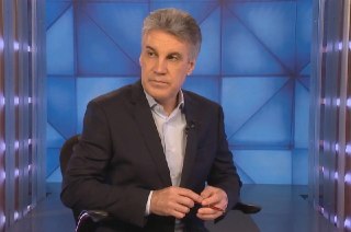 Умер ведущий программы "Человек и закон" Алексей Пиманов — ему было 64 года. У него не выдержало сердце.Свою деятельность на ТВ Пиманов начал в 1986 году в качестве видеоинженера. Позже работал ведущим программ "Ступени", "За Кремлевской стеной" и документ