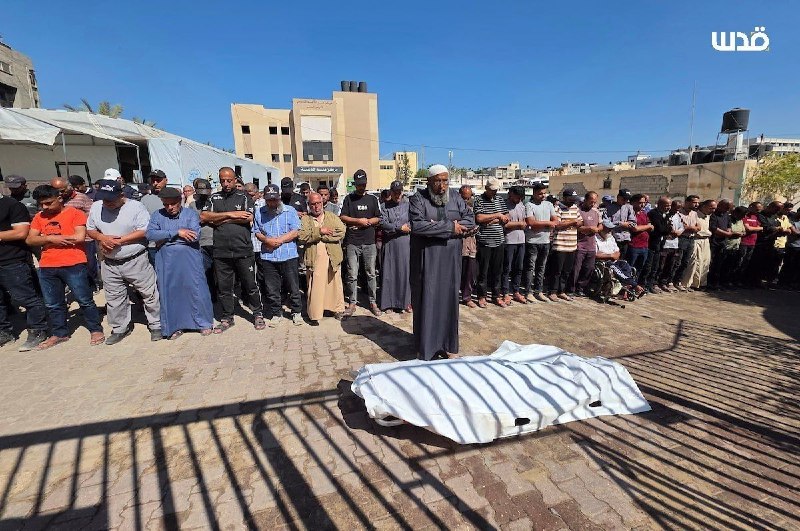 Palestinians in Khan Younis, southern Gaza, perform funeral prayer for three victims killed in the ongoing Israeli attac… - news image