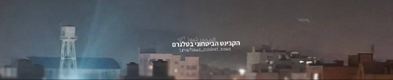 לאחר התקיפה עמודי עשן עולים מתחנת הכוח הגרעינית בבושהר, איראן.