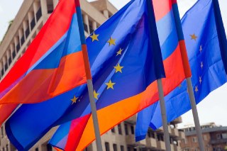 ЕС снизит пошлины на товары из Армении, которые Россия запретила к ввозуЕврокомиссия готовит экстренные торговые меры для Армении после того, как Россия ввела ограничения на импорт армянских товаров перед парламентскими выборами 7 июня, пишет FT.По данным 