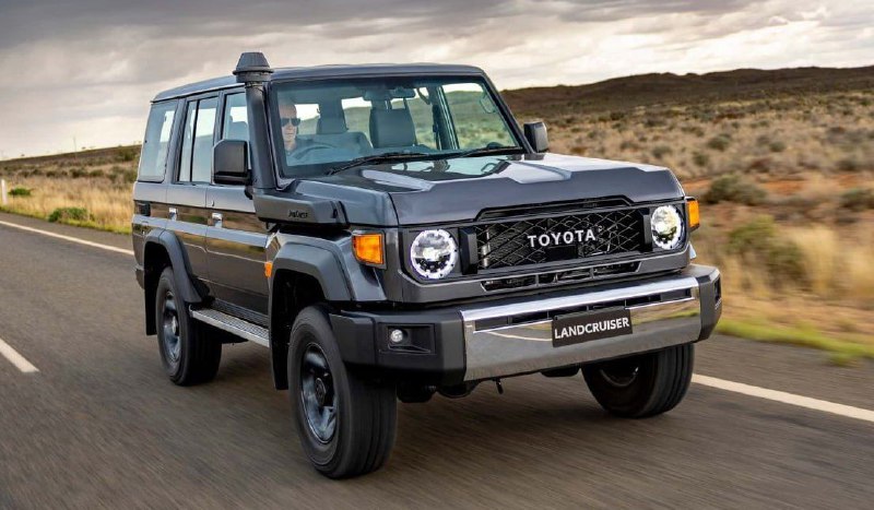 Внедорожнику Toyota Land Cruiser 70 вернули «механику»