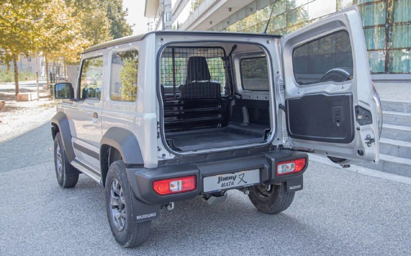Suzuki Jimny получил прощальную версию 3