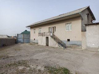 Uy sotilad?bektemir tuman rovid buzovchi mahalasi  nafosat kochasi 82u