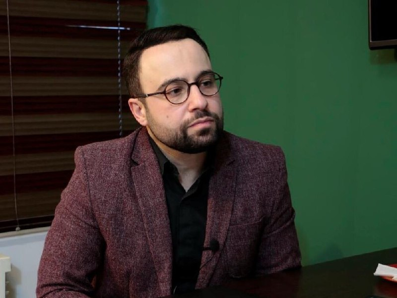 دیدارنیوز: 🔴محمدرضا جلایی پور: محسن نامجو برگشت؛ همانطور که اقتضای حرفهای قبلیاش بود؛ و چنانکه در هنگامهٔ بزرگترین تهدیدها علی