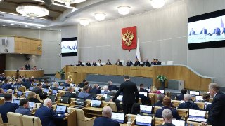 Госдума одобрила новые ограничения для «иноагентов»Госдума сразу во втором и третьем чтениях приняла законопроект об «усилении государственного контроля» за «иноагентами. Об этом говорится на сайте нижней палаты российского парламента.Поправки, в частности