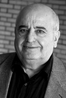 Скончался актер и продюсер Николай Гаро, сообщает Музей Эльдар Рязанова со ссылкой на семью артиста.Причина смерти не называется. Гаро было 88 лет.Гаро играл в основном эпизодические роли, среди них шофер авторефрижератора в «Кавказской пленнице» и господи