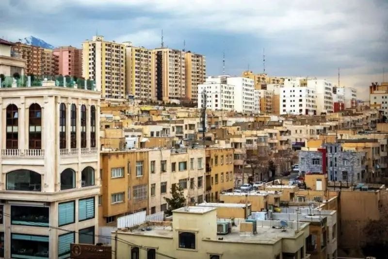 کیوسک خبر: 🔴 تحویل ۵ هزار واحد مسکن استیجاری از هفته دولت آغاز می‌شود🔸 وزارت راه و شهرسازی اعلام کرد تحویل ۵ هزار واحد مسکن استیجار