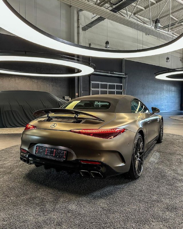 New SL63 AMG 4MATIC+ V8 BITURBO 4