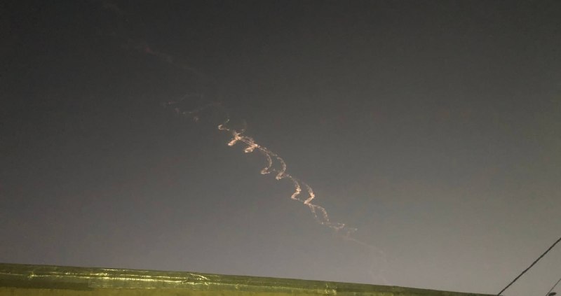 〰️🇯🇴 עוד תמונה של טילי משמרות המהפכה שנורו לעבר ירדן