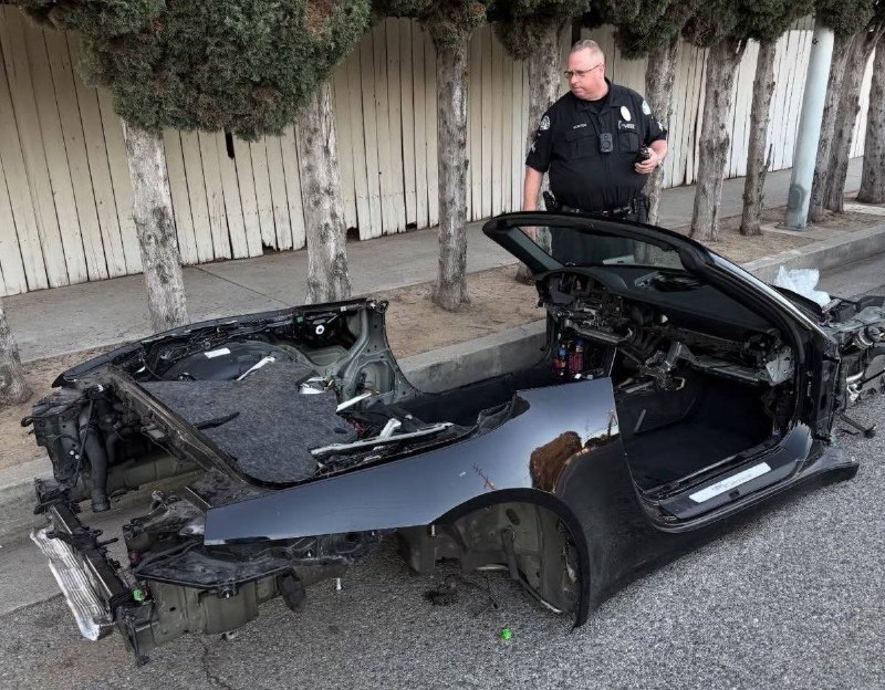 У парня из Лос-Анджелеса угнали новый Porsche, но... не полностью.