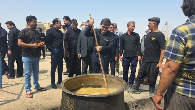 اخبار رسمی اردکان: ✅️ نماینده مردم اردکان، معاون سیاسی،امنیتی و اجتماعی استاندار یزد، فرماندار ویژه شهرستان اردکان، بخشدار خرانق و جمعی از 