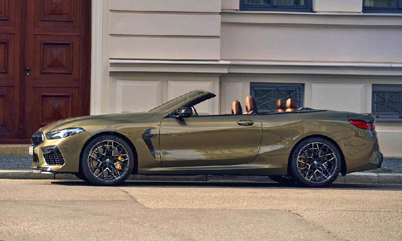 BMW M8 4