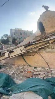 כוחות ישראליים הרסו ציור קיר זיכרון שהוקדש למחבל באגס אבו עטואן בעיירה דורה, דרומית-מערבית לחברון, בגדה המע…
