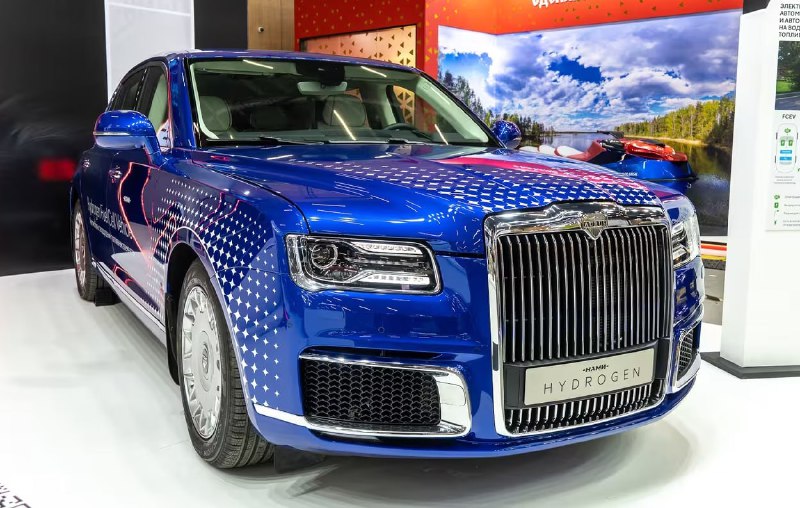 Представлен Aurus Hydrogen — самый мощный водородный автомобиль в миреНа выставк