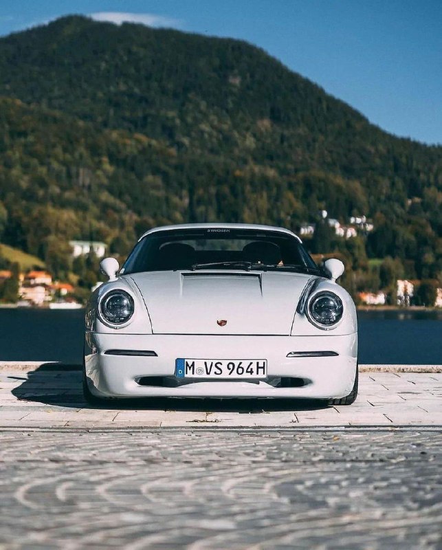 Vittorio Strosek Porsche 2