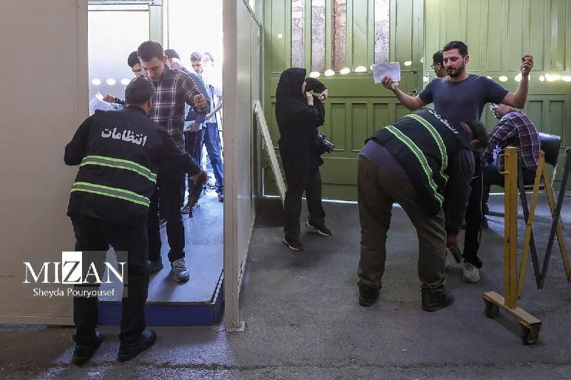 فرارو: حاشیههایی از کنکور سراسری سال ۱۴۰۵@fararunewsحاشیههایی از کنکور سراسری سال ۱۴۰۵@fararunews