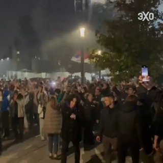 איך התנהלו הבחירות לפרלמנט בסרביה, שבהן ניצחה תנועת רשימת הסטודנטים, ושמו קץ לשלטונו בן 14 השנים של אלכסנדר…