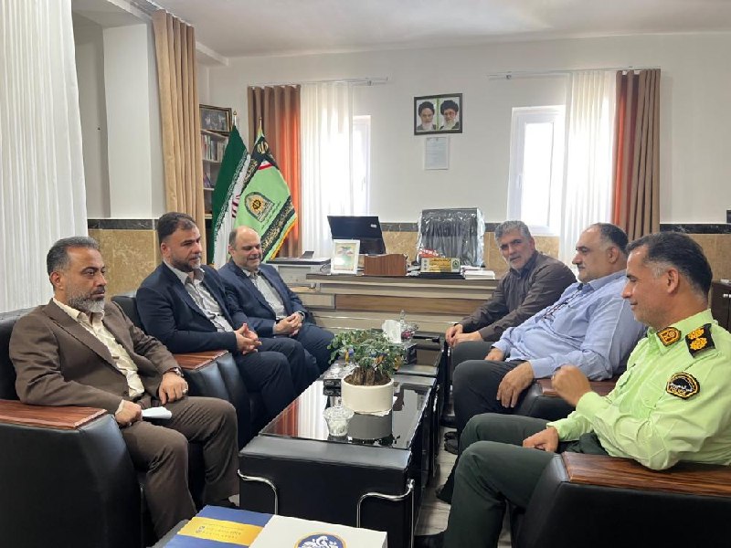 کانال رسمی دیارمیرزا: ⭕️دیدار شهردار و اعضای شورای شهر رضوانشهر با فرمانده انتظامی جدید شهرستان🔻مدیریت شهری رضوانشهر آماده تقویت همکاری با فرم