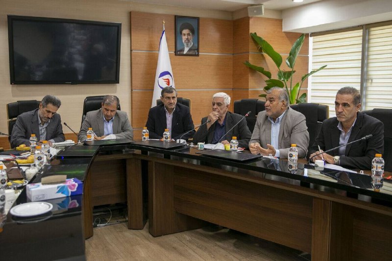 شانا: کانونهای بازنشستگی نفت ظرفیت مؤثری در تصمیمسازی صندوقها هستند📍سخاوت اسدی، رئیس هیئترئیسه صندوقهای بازنشستگی صنعت نف