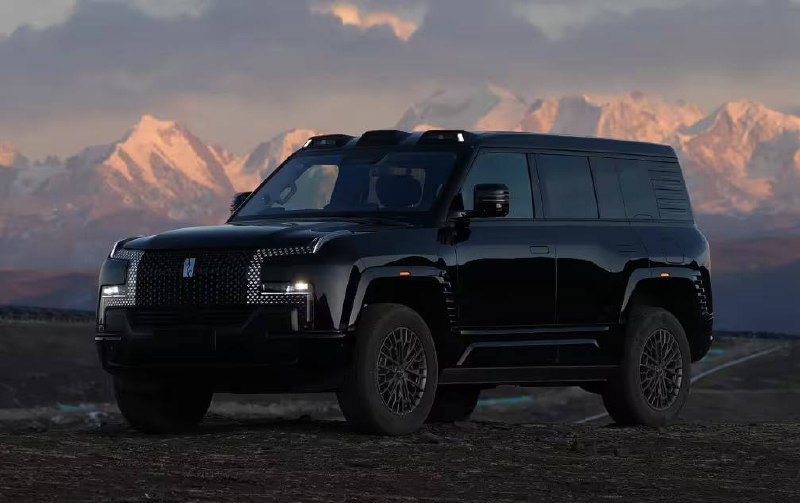 BYD показала обновлённый Yangwang U8 — один из сам...