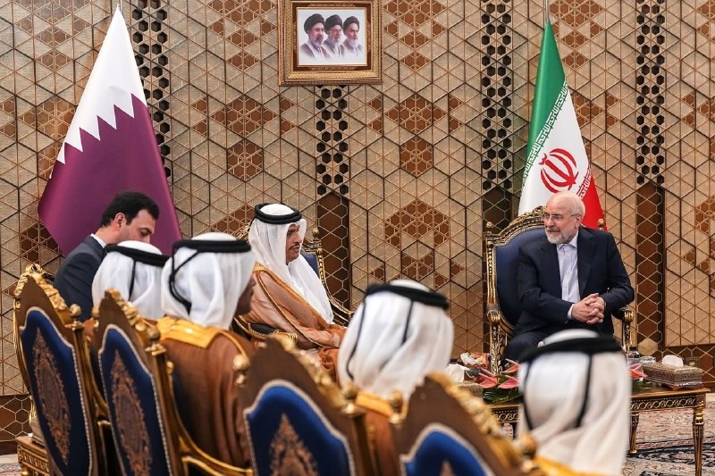 پایگاه خبری انتخاب ✔: قالیباف در دیدار با وزیر خارجه قطر:دولت ترامپ با اطلاعات غلط ، تصمیمات غلط می گیرد و با چنین محاسبات خطایی، نه تنها مناب
