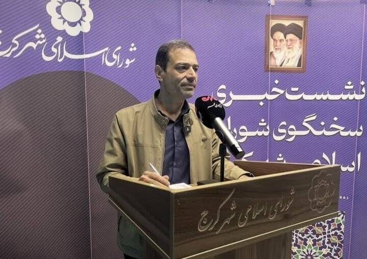 پایگاه خبری البرز: اتوبوس‌های کرج تا آخر سال رایگان استسخنگوی شورای شهر کرج:استفاده از اتوبوس‌های شهری کرج به‌صورت آزمایشی و به مدت شش ماه 