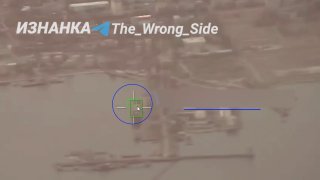 🇷🇺🇺🇦️ — The footage shows Russian Gran-4 roving munitions equipped with electro-optical (EO) seekers targeting dry cargo ships in the Port of Odessa and the Black Sea.