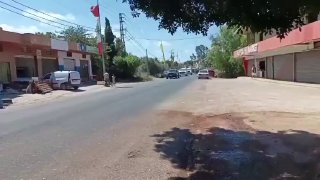 🚨📹רגע בו עוברת שיירת הצלב האדום הבינלאומי הנושאת 4 אסירים, לכיוון העיר צור.