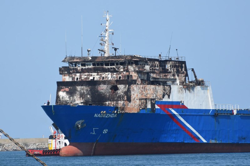 Counter-battery strike in Donbas: a Ukrainian HIMARS crew destroyed a Russian Msta-B towed howitzer after locating the enemy gun.