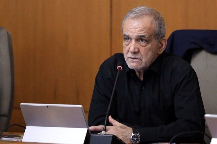 🇮🇷פז'שקיאן: זרימת תורתו של הקוראן בסביבת העבודה היא הבסיס להתקדמות ולצדק