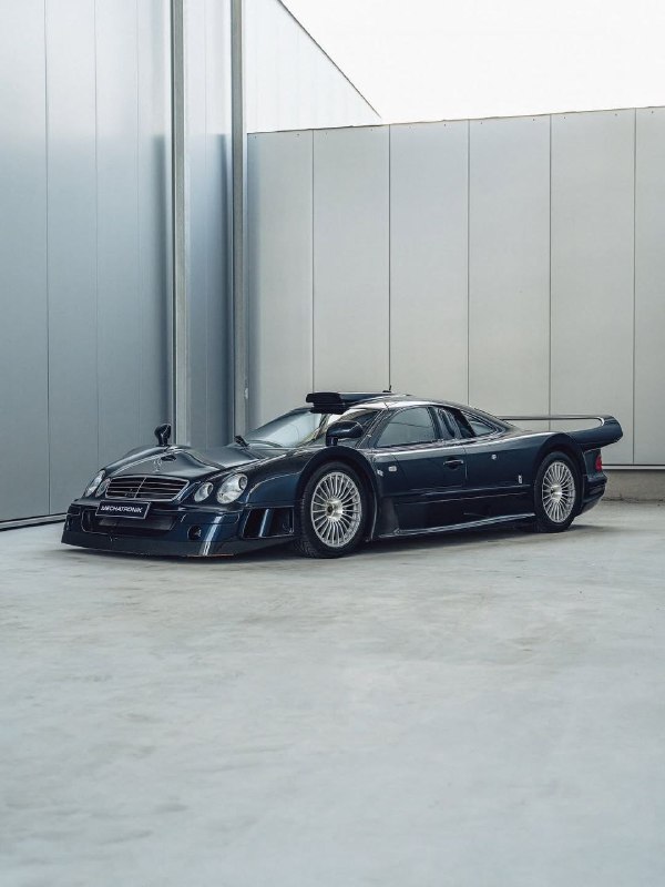 Hypercar from another world: 1998 Mercedes-Benz CLK GTR 6.9-L V12 6