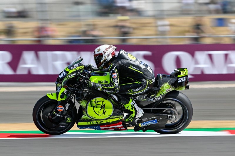 Воскресный день — идеальное время для новостей из мира MotoGP! 🌞🚗Мы разобралис