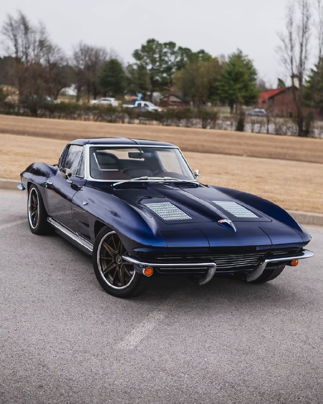 Corvette Split Window 1963 годаt.me/s/sochiautopartssochiautoparts.ru#sochiautop