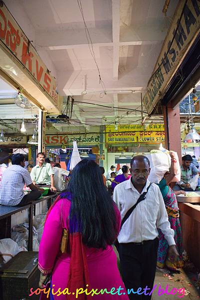 南印向前行(七)- 邦加洛也 K.R market