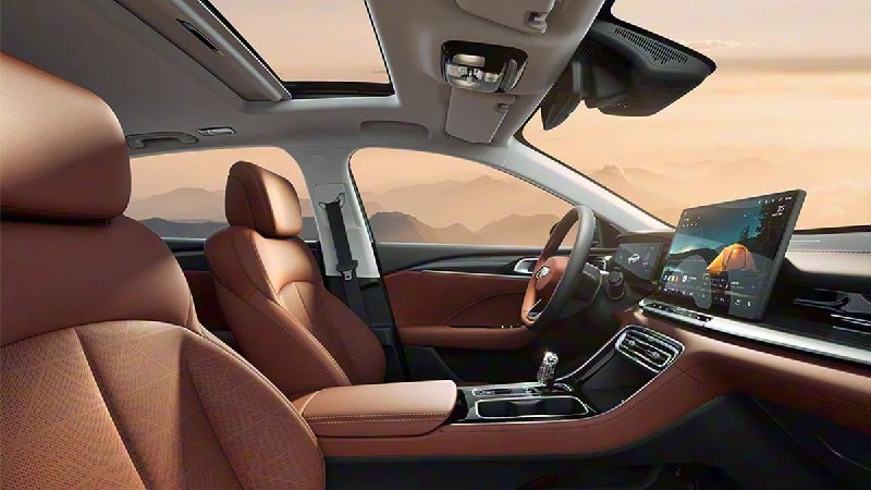 Geely показала интерьер нового Emgrand 2
