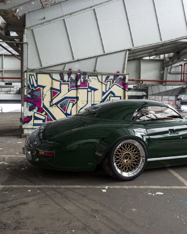 Mercedes Benz 300SL 3
