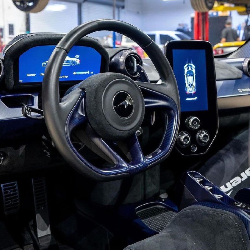 McLaren Senna 7