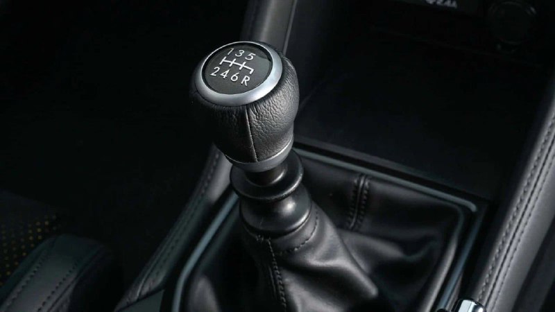 Subaru представила прототип WRX STI Sport# с механикой на Токийском автосалоне. 5
