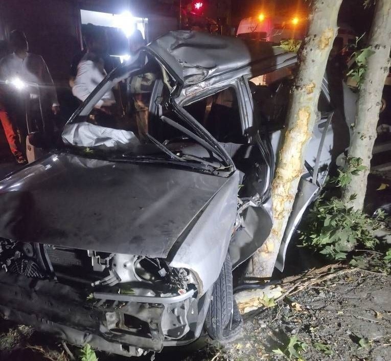 מותו של נהג הגאווה בהתנגשות בעץ בכביש המהיר ג'לאל אל אחמד