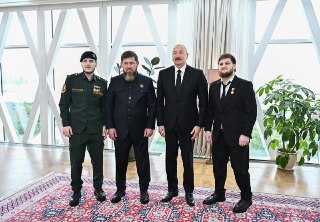 ⚡️ Алиев встретился с Кадыровым в Баку. Это их первая встреча после того, как чеченская ПВО повредила гражданский рейс «Азербайджанских авиалиний» и погибли 38 человек18+. НАСТОЯЩИЙ МАТЕРИАЛ (ИНФОРМАЦИЯ) ПРОИЗВЕДЕН, РАСПРОСТРАНЕН И (ИЛИ) НАПРАВЛЕН ИНОСТРАН