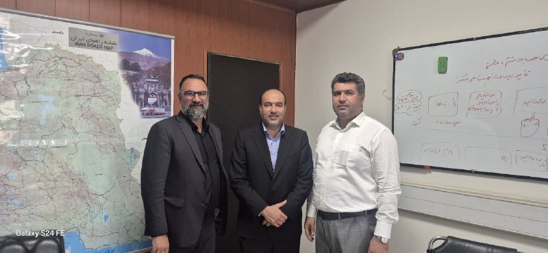 صدای خزل: 📌پیگیریهای ادامه دارد🔹در ادامه رایزنیها و پیگیریهای متعدد مهندس علیرضانثاری، روز گذشته جلسه ای با حضور نماینده مردم ش