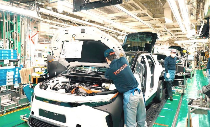 В Японии приостановлено производство автомобилей Toyota и Mazda 2