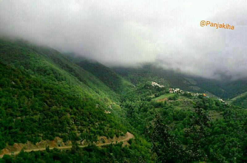 پنجکیها: دور نمای زیبای روستای آشیر خداوند 💖منشأ زیبایی و مهربانیست🌸💖🌸و تو پنجره 🌸🍃قلب و روحت را به🌸🍃سوی او باز کن🌸🍃 تا وسعت بیاب