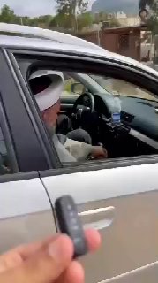 Sheikh Sohib Habali on the dedication circular for mosque preachers who dedicates the Friday sermon to talk about "the attempt to direct Mecca": The first time I read the circular, I thought something about the south, about the luxury of the villages, about raids, about the unity of the nation... Shame! They don't think about their afterlife!