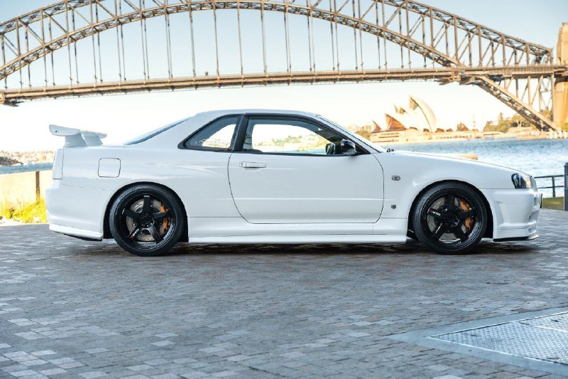 2000 Nissan Skyline GT-R V-Spec N1 3